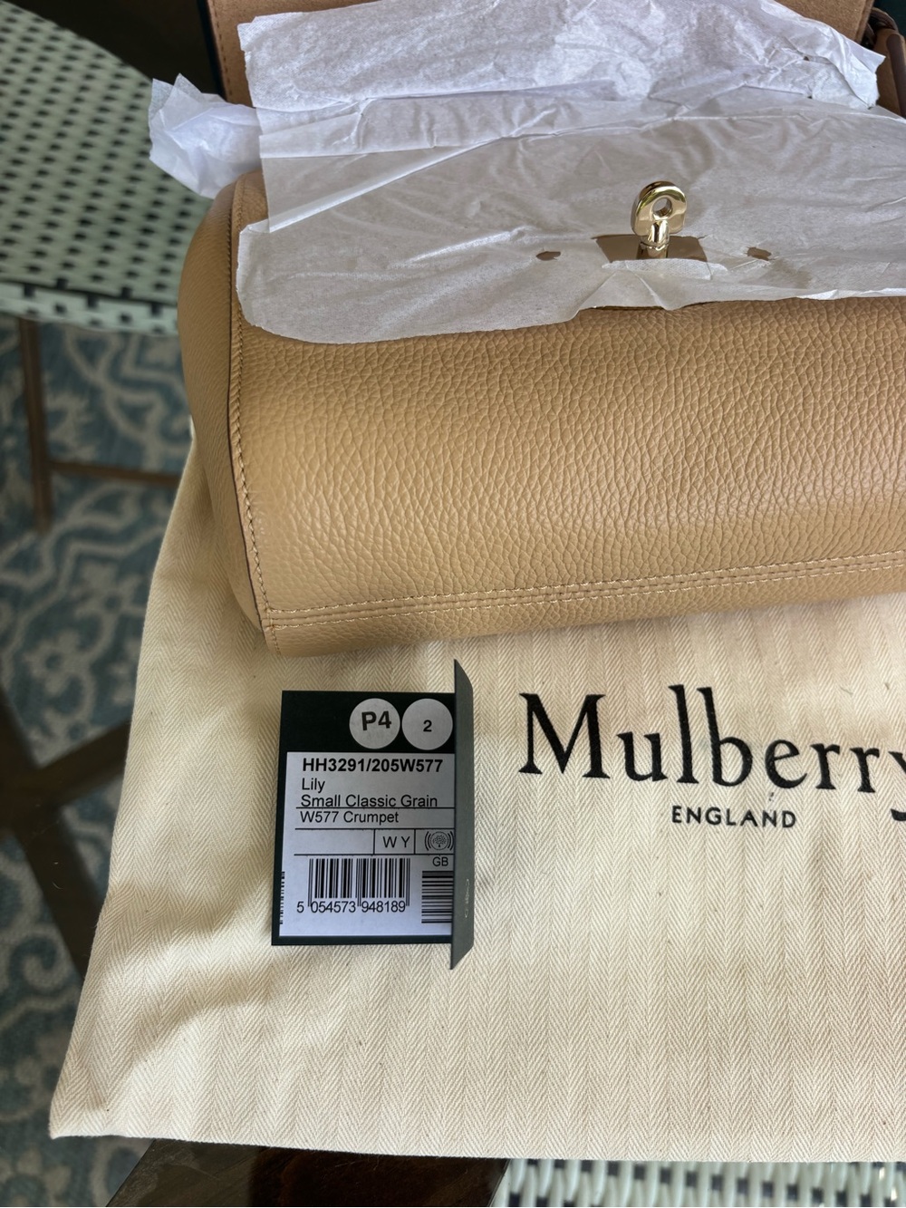 NWT 2026 Mulberry Lily in Crumpet Small Classic Grain - Picture 3 of 7